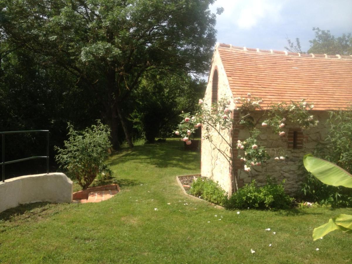 Moulin En Bord De Riviere - Logement Atypique Chevillon-sur-Huillard Exterior photo